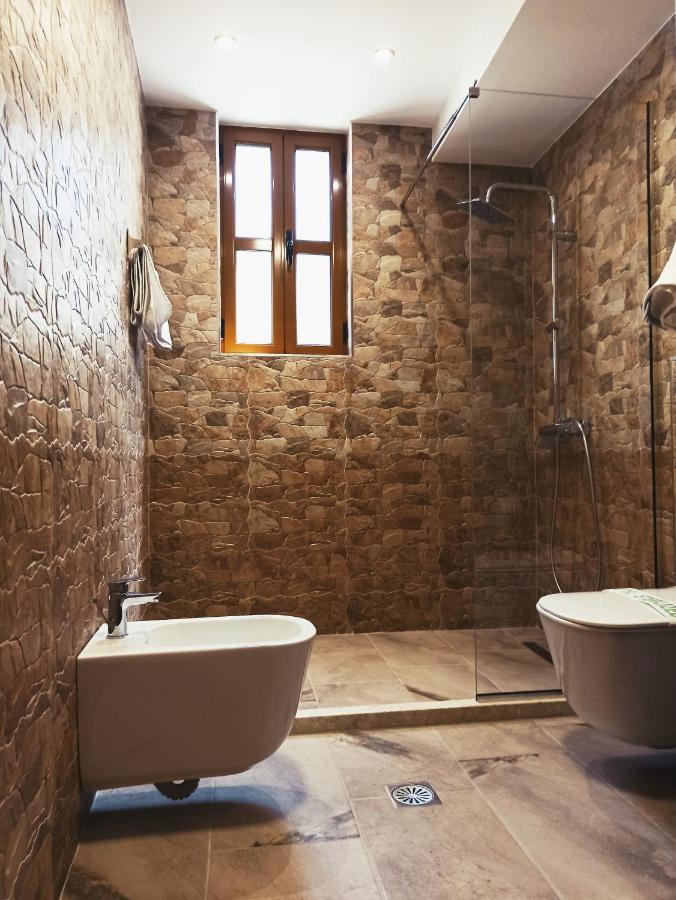 Boutique Hotel Praga Gjirokastër المظهر الخارجي الصورة