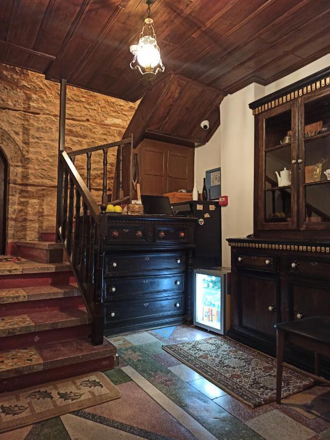 Boutique Hotel Praga Gjirokastër المظهر الخارجي الصورة