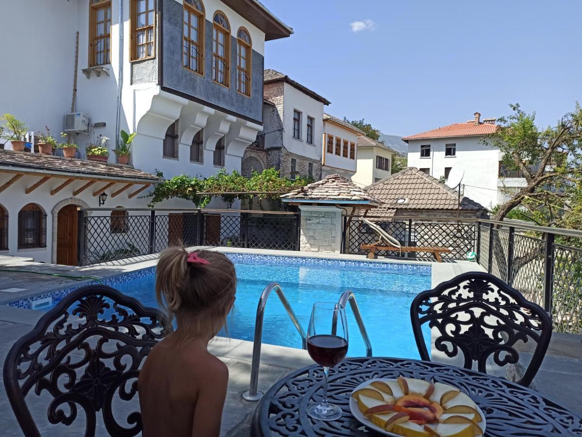 Boutique Hotel Praga Gjirokastër المظهر الخارجي الصورة