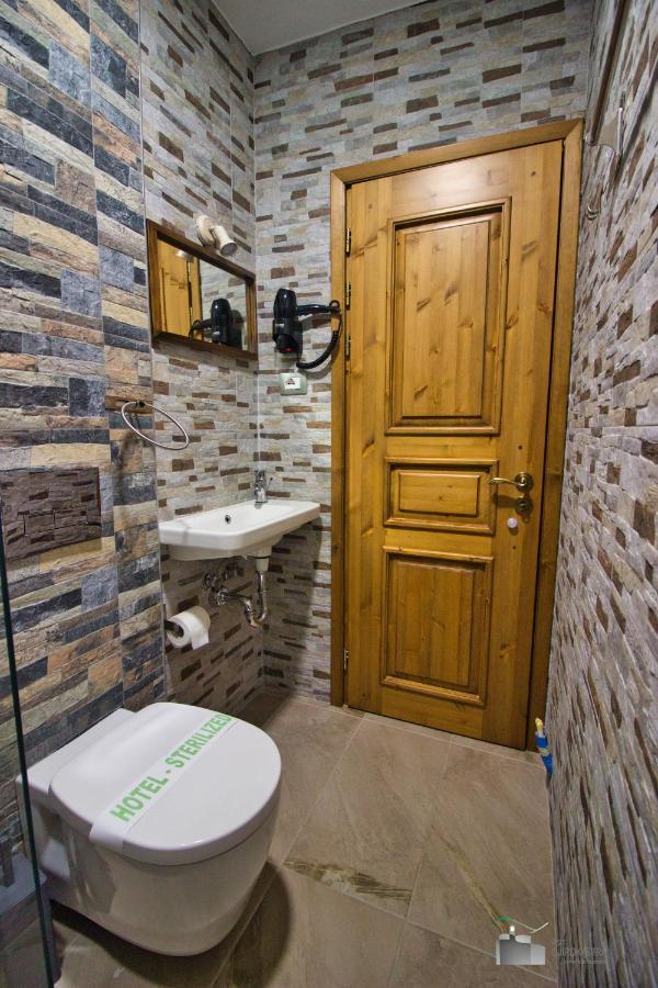 Boutique Hotel Praga Gjirokastër المظهر الخارجي الصورة