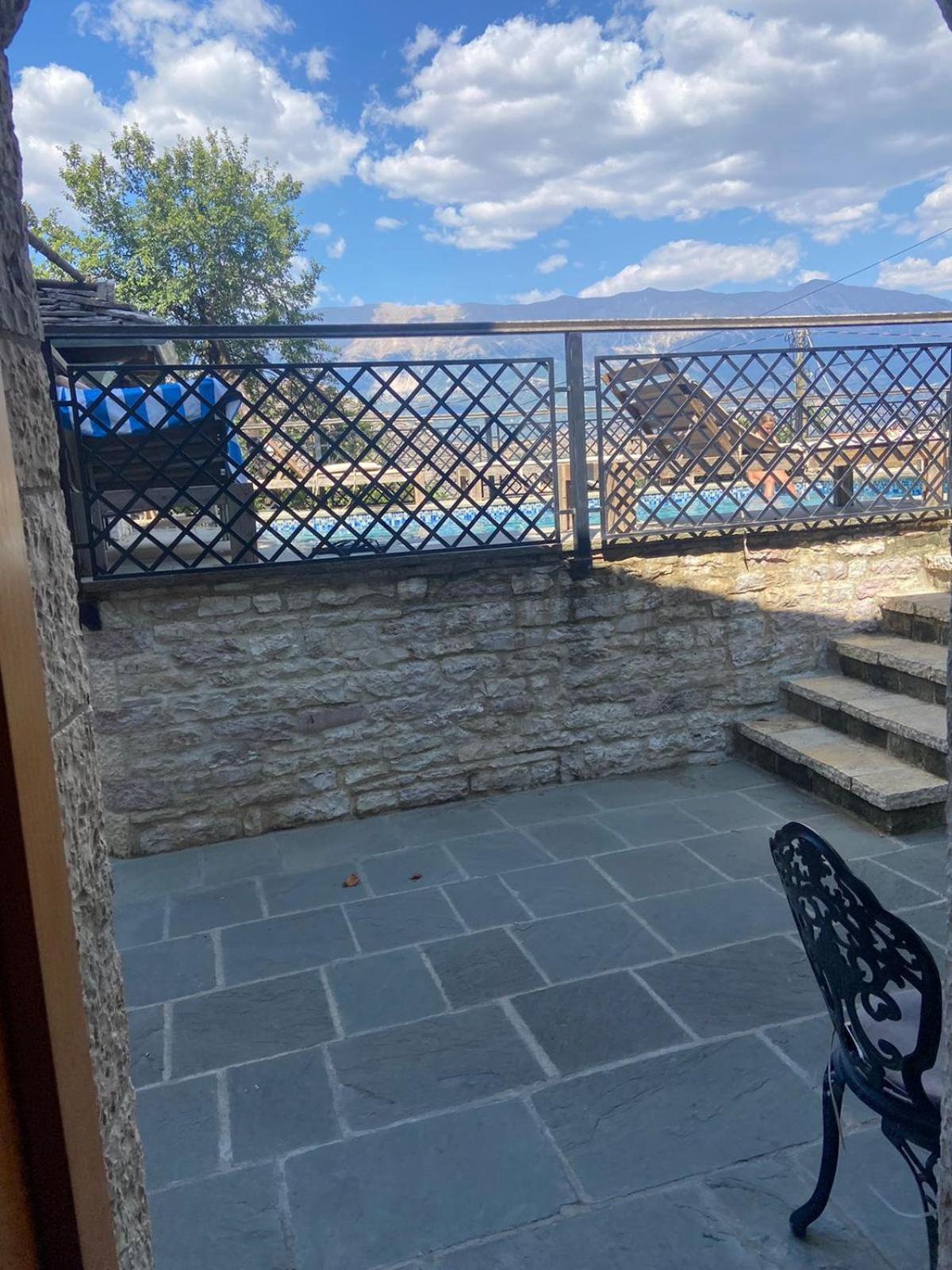 Boutique Hotel Praga Gjirokastër المظهر الخارجي الصورة